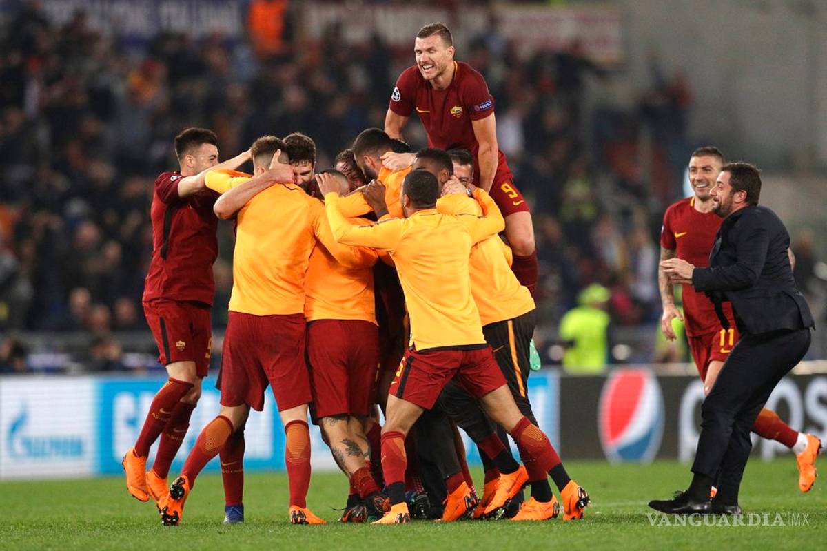 Ante todos los pronósticos, la Roma golea al Barcelona y se mete a las semifinales de la Champions