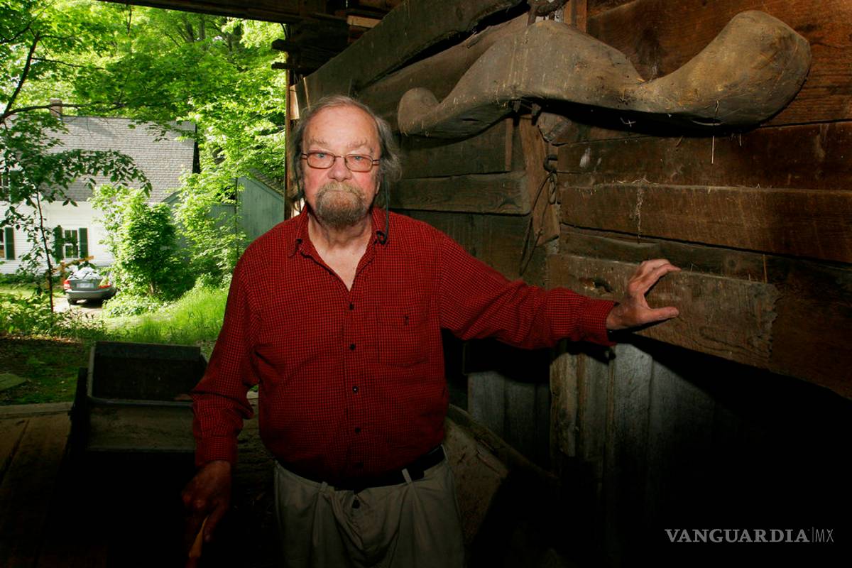 Muere el poeta estadounidense Donald Hall a los 89 años