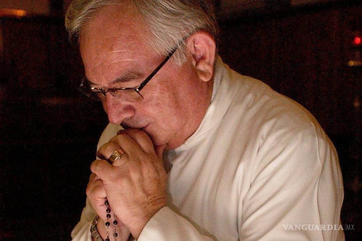 Grave el padre Manuel Pachicano de Saltillo; solicitan donadores de plasma