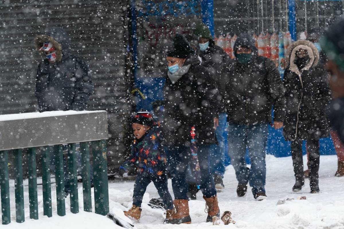 Nevadas en el noreste de EU afecta lucha contra la pandemia de COVID-19