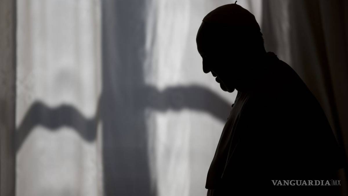 Matanza enluta bienvenida papal