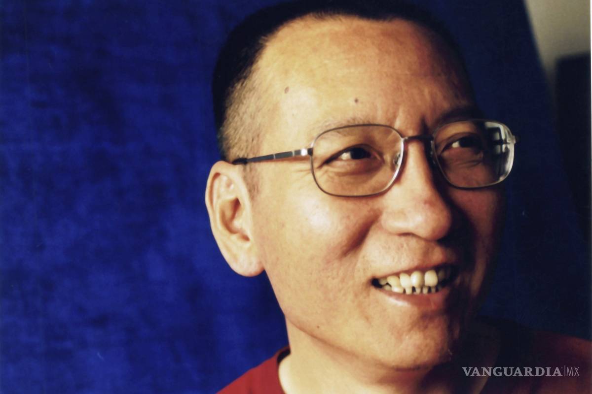 Centenar de escritores solicitan libertad para el Nobel Xiaobo