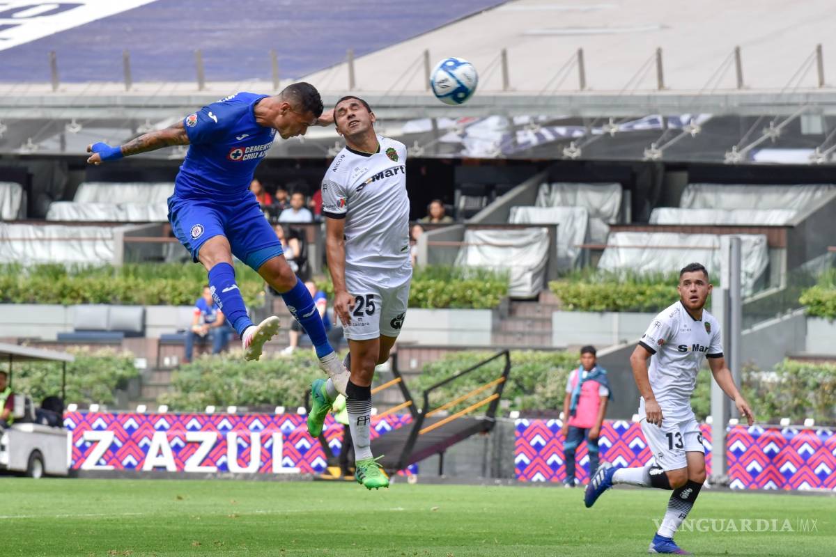 ¿Y la afición? Cruz Azul es uno de los equipos que menos gente lleva al estadio