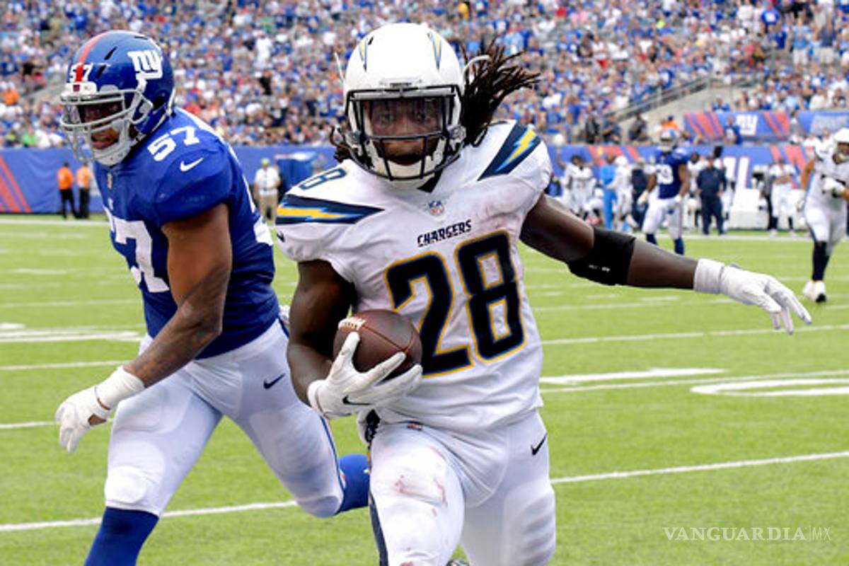 Chargers electrocutan a los Giants de Nueva York