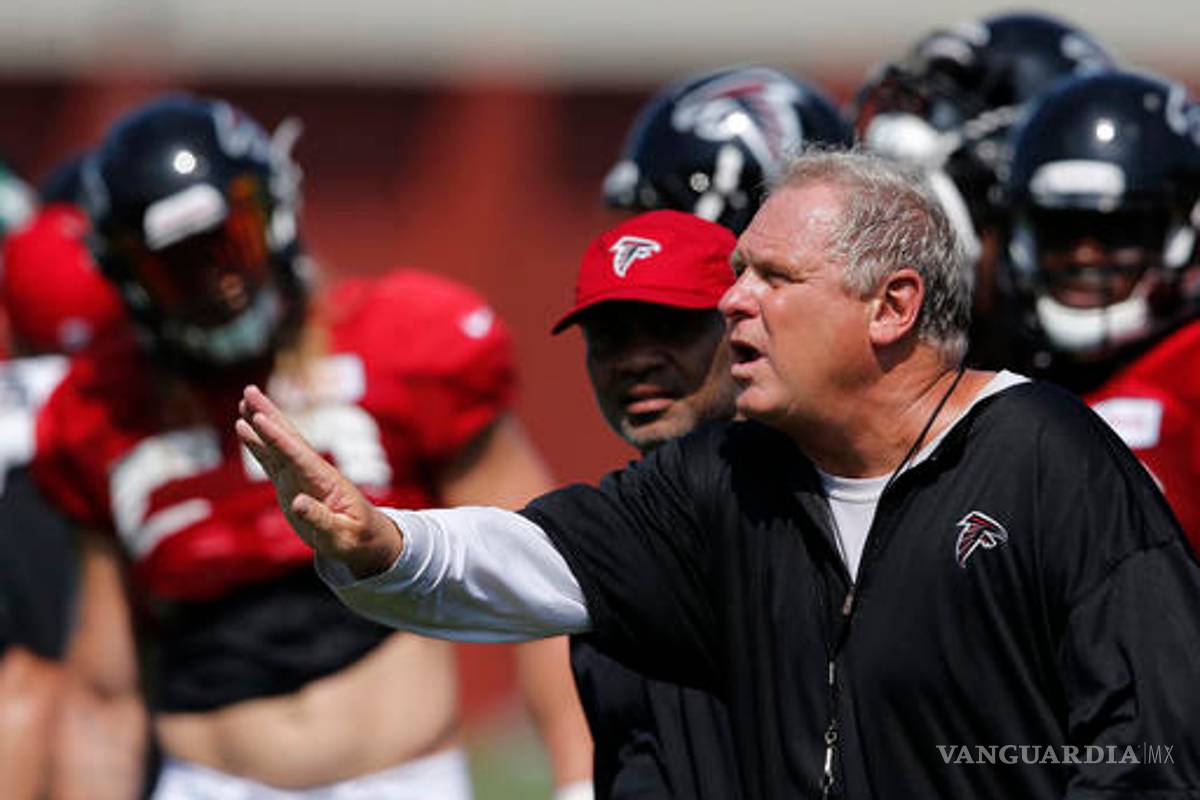 Luego de perder el Super Bowl, Atlanta corre a su coordinador defensivo