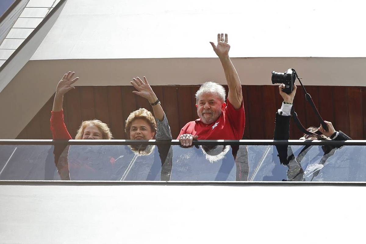 Dilma Rousseff blinda a Lula