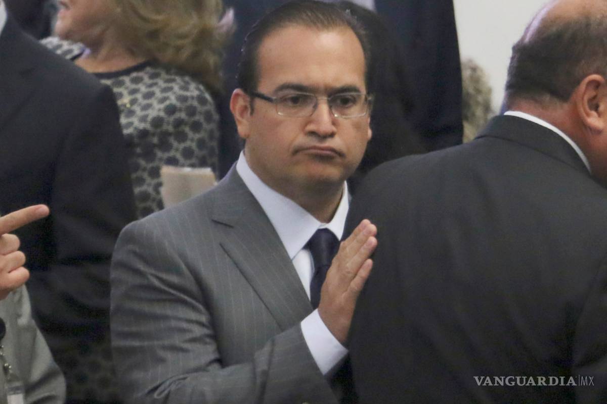 Dictan auto de formal prision contra 4 exfuncionarios de Javier Duarte por desvíos de recursos