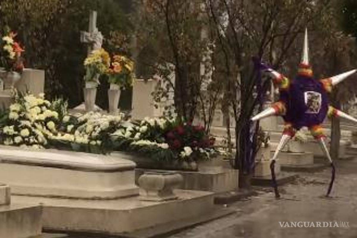 Saltillo: así despidieron a don Baltazar González, fundador de la tradicional calle de las piñatas