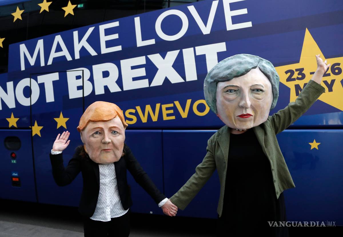 $!Hoy cumbre clave en la Unión Europea para el futuro del "brexit", más de un millón de personas piden revocarlo