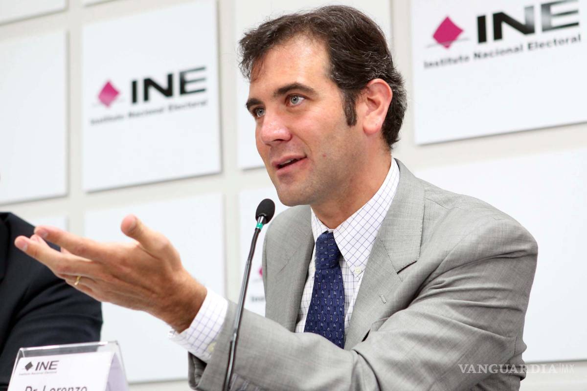 Combate a violencia política contra mujeres, tarea pendiente: INE