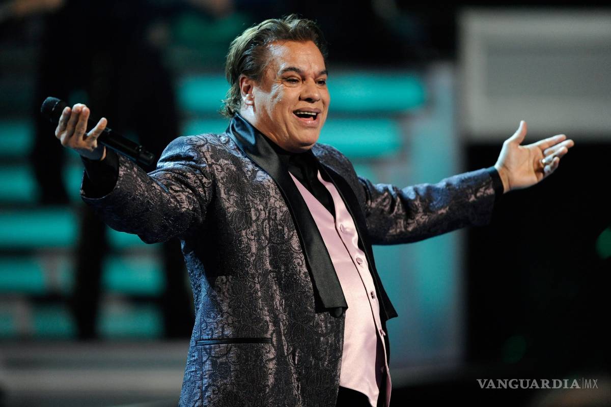Famosos recuerdan a Juan Gabriel a un año de su muerte