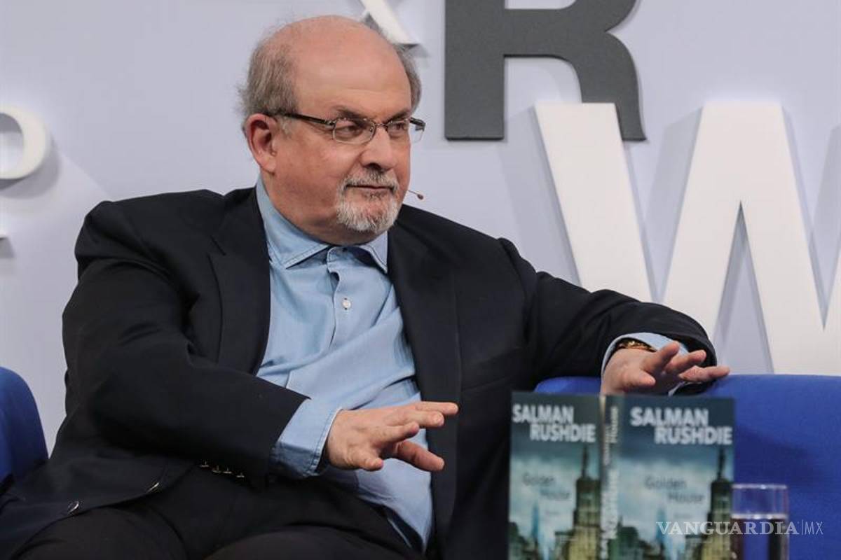 Afirma Salman Rushdie que no piensa que Trump &quot;sea interesante como persona”