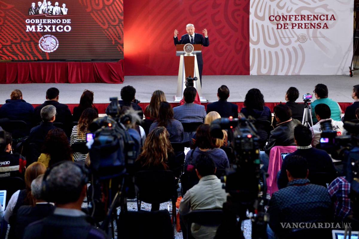 AMLO pide a columnistas que ofrezcan disculpa sobre &quot;calumnias&quot; del #ChorizoGate