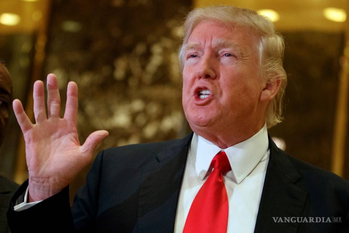 Trump promete cobertura universal con su plan de salud