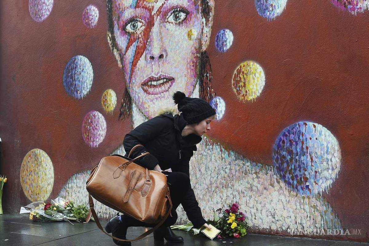 En la Tierra y en el espacio lloran la muerte de David Bowie