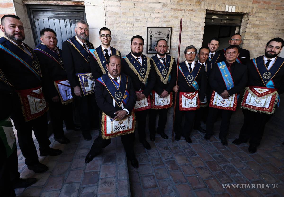 $!La ceremonia reafirmó la vigencia de la masonería como espacio de formación ciudadana en la capital coahuilense.