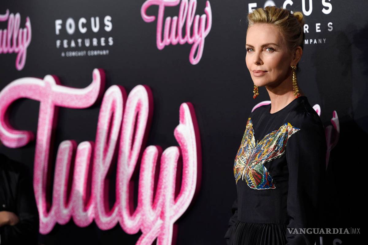 Charlize Theron estuvo deprimida tras ganar peso para 'Tully'