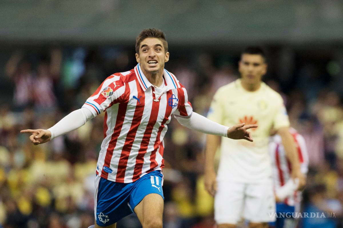 Baile tapatío en el Azteca: Chivas derrota a América y le arruina el centenario
