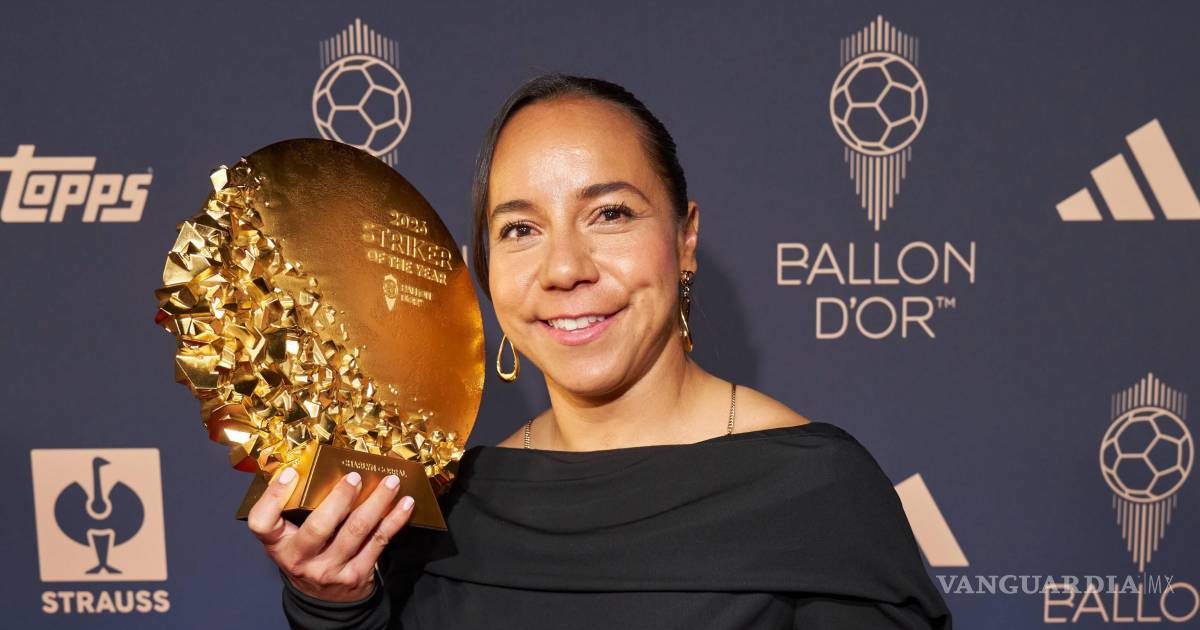 ‘Llegué a la gala sin que nadie me pelara’: Charlyn Corral revela lo que vivió en el Balón de Oro 2026