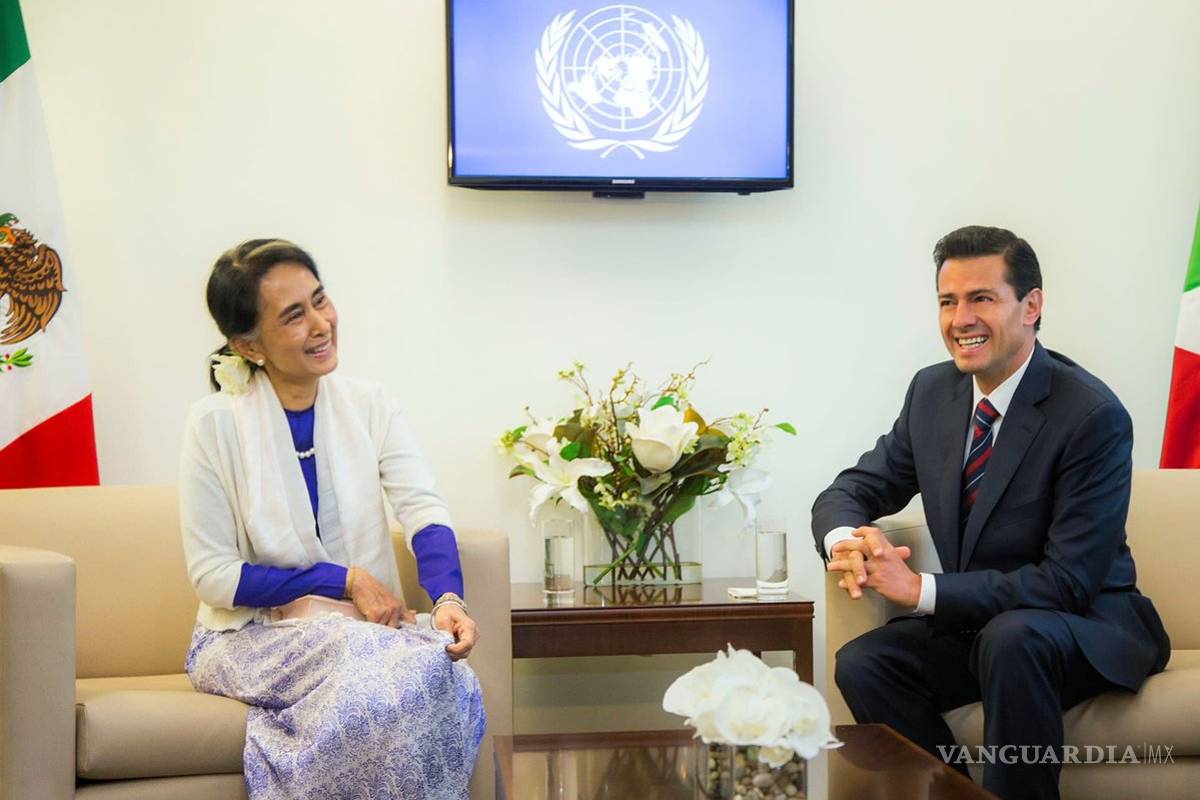 Peña Nieto se reúne con Aung San Suu Kyi, Nobel de la Paz
