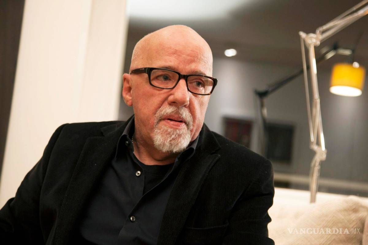 Paulo Coelho elimina el borrador del libro para niños que escribía con Bryant