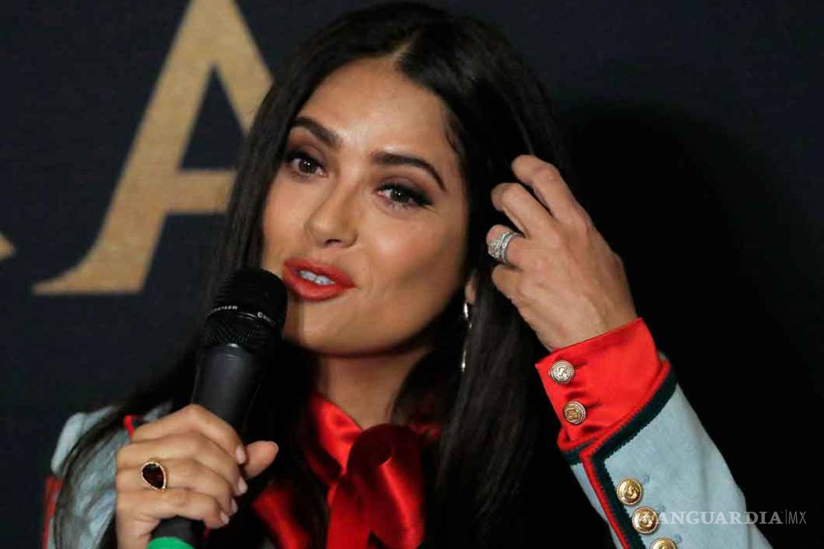 Salma Hayek no habla de violencia ni feminicidios en Instagram para proteger el turismo en México
