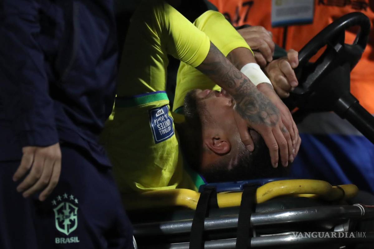 ¡Neymar fuera toda la temporada! Se someterá a cirugía tras romperse el ligamento de la rodilla