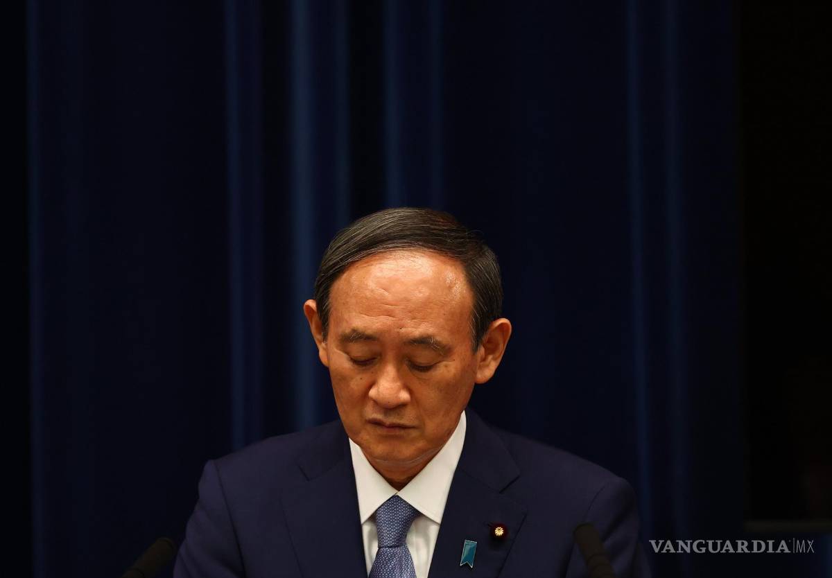 $!El primer ministro de Japón, Yoshihide Suga, asiste a una conferencia de prensa sobre la respuesta de Japón a la pandemia de la enfermedad del coronavirus (COVID-19), en su residencia oficial durante los Juegos Olímpicos de Tokio 2020 . EFE/EPA