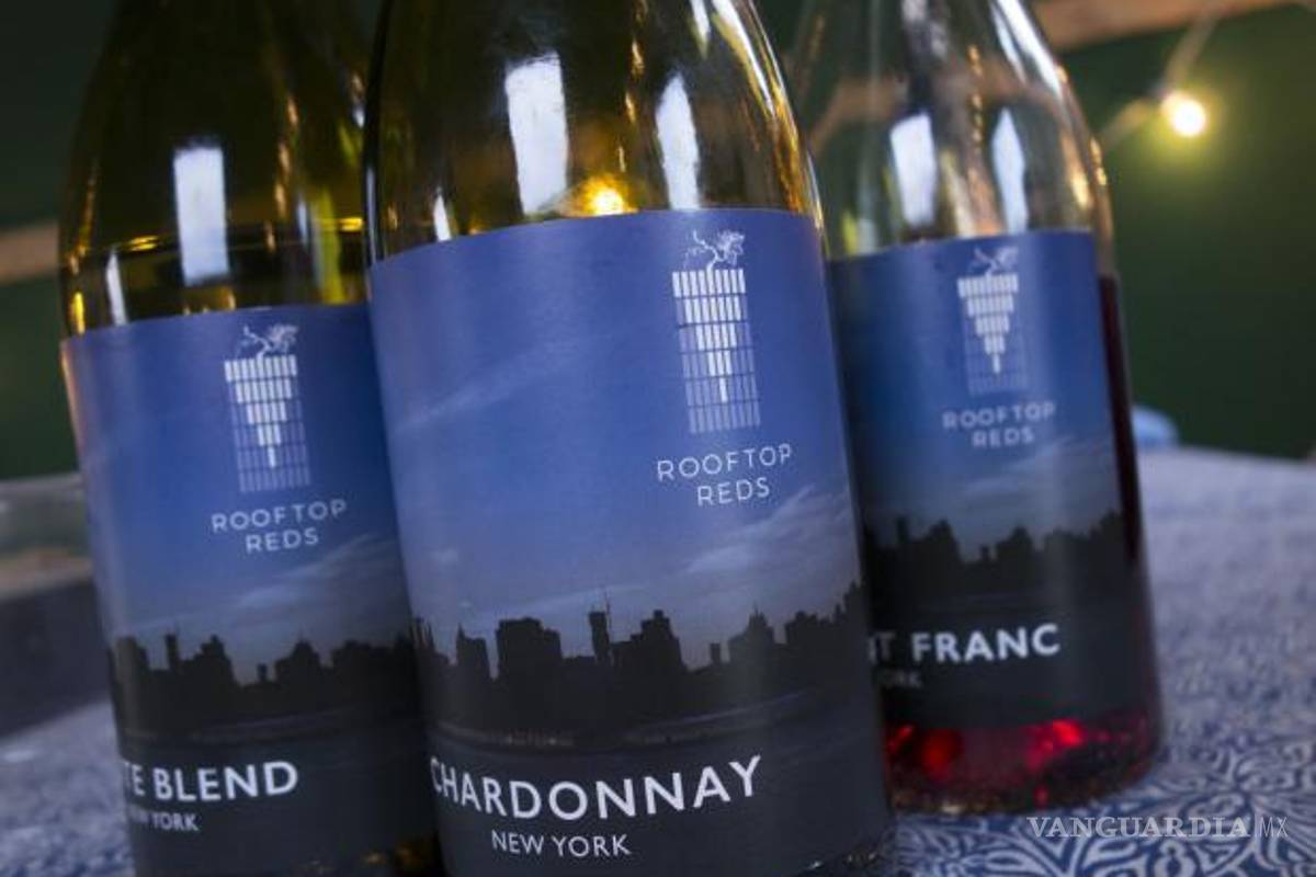 Lanzan el primer vino comercial cultivado en una azotea