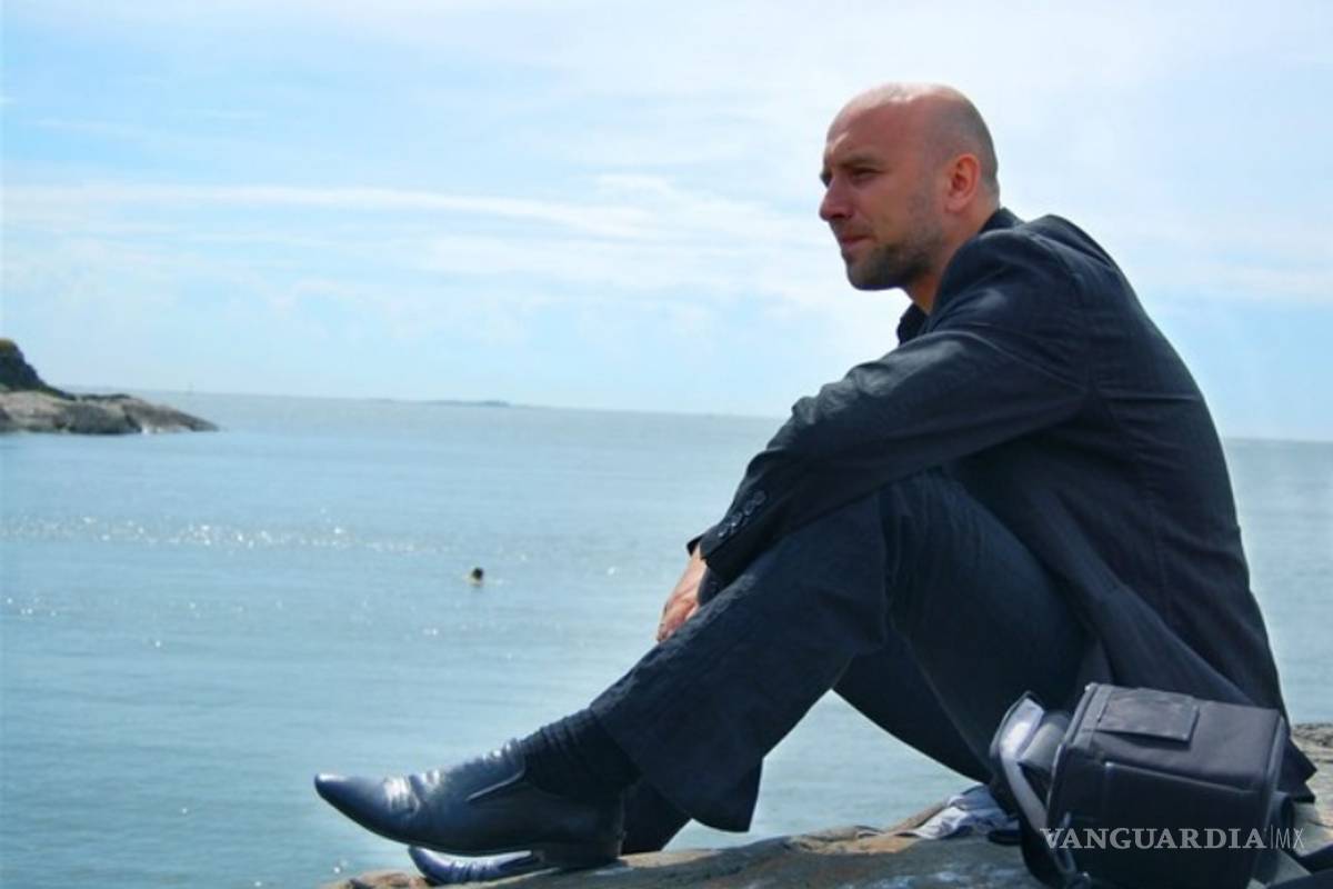 $!Escritor ruso cambia las letras por las armas