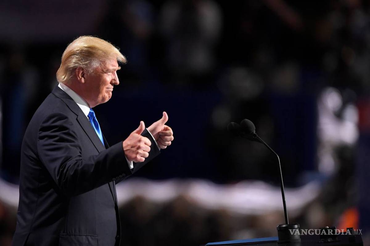 &quot;Medios dedican más tiempo al discurso de Melania que a Clinton”: Trump