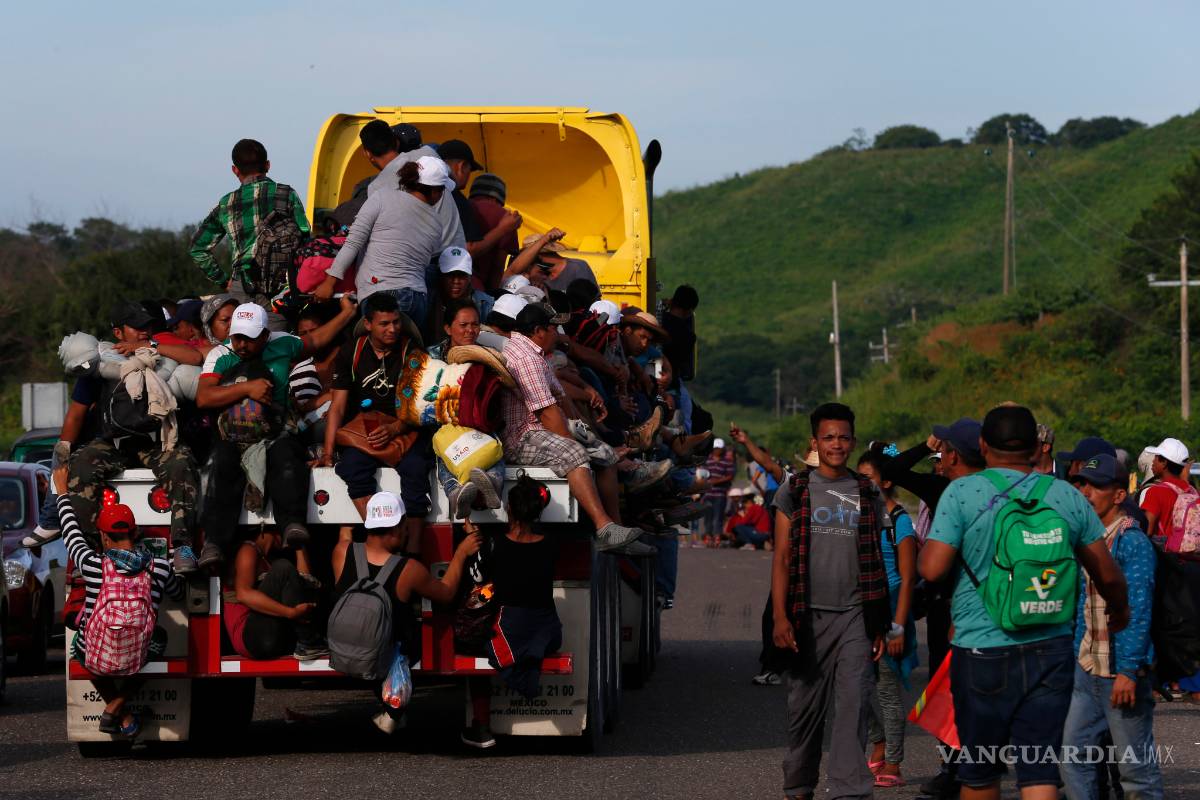 $!Planea Trump albergar a migrantes en “tiendas de campaña”, expertos alertan del peligro de enviar soldados a la frontera