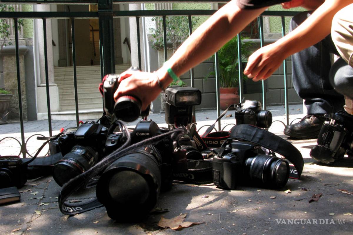 Ejecutan a hijo de periodista frente a su familia en Veracruz