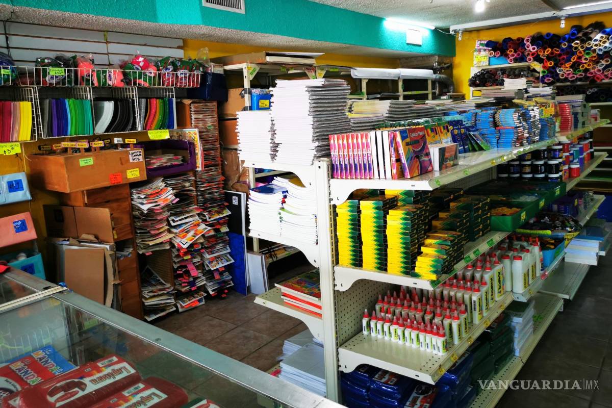 Útiles escolares suben 30%; llaman papelerías de Acuña a surtir las listas ‘poco a poco’
