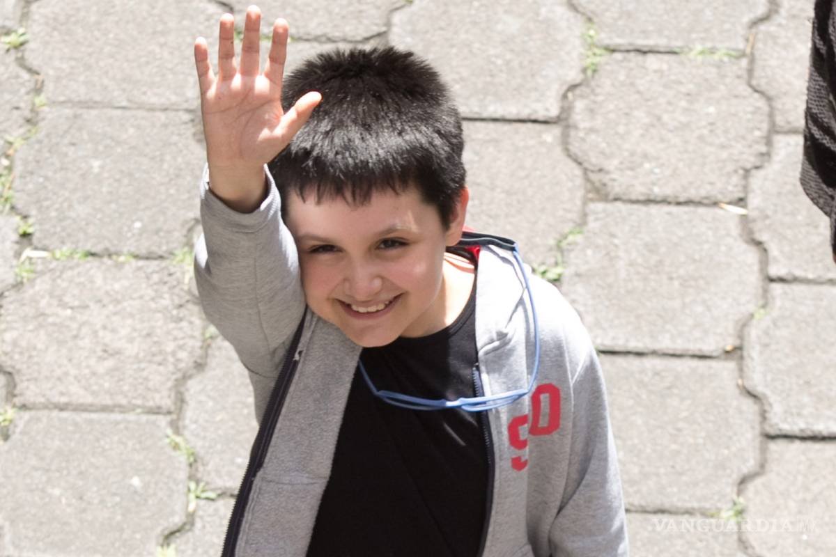 UNAM se compromete a garantizar derechos de niño genio Carlos Santamaría