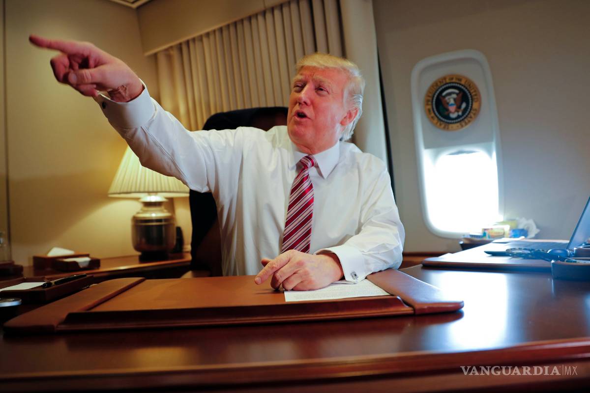 Para pagar muro, Trump aumentará 20% impuestos a México