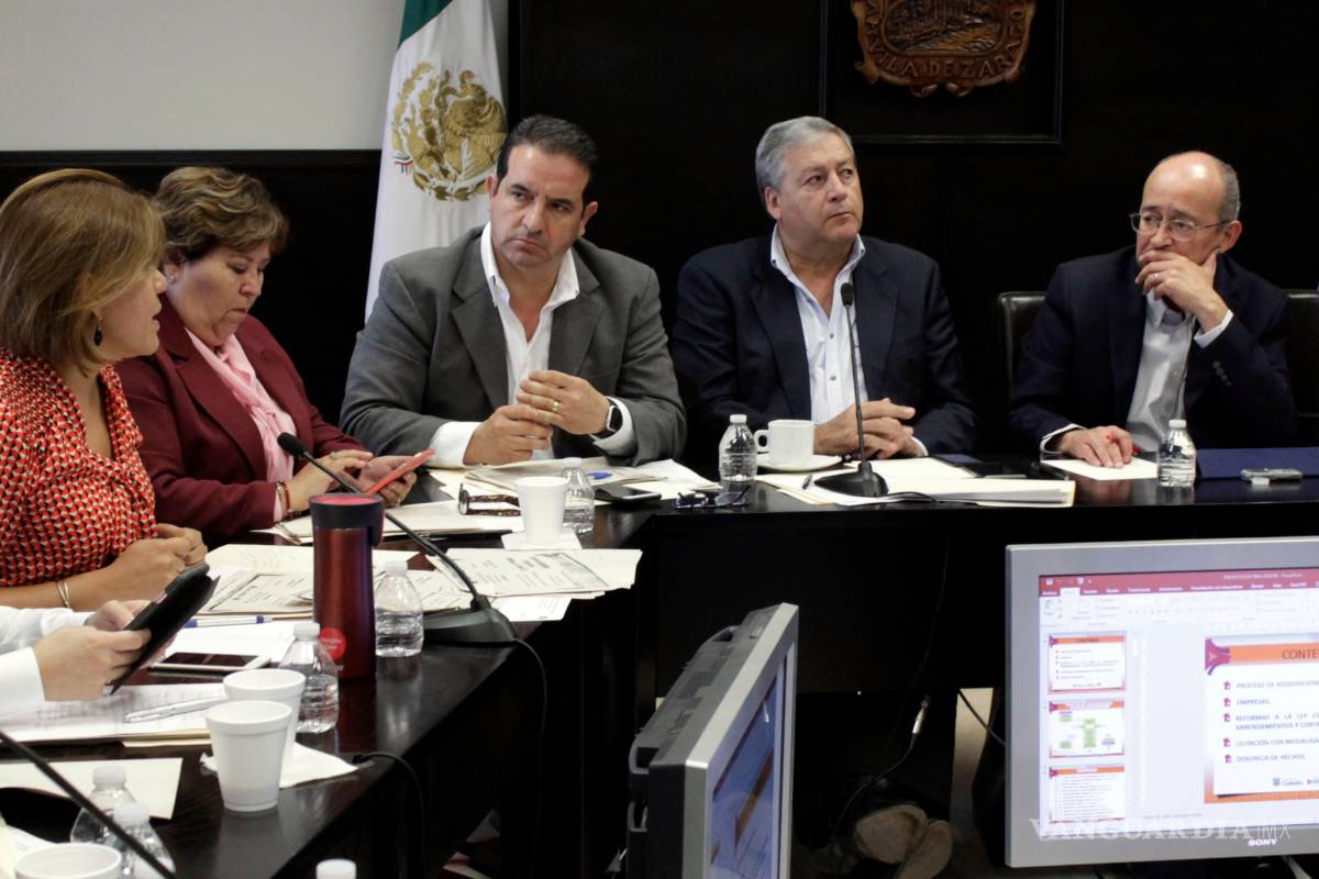 Diputados de oposición de Coahuila insatisfechos con informe de empresas 'fantasma'