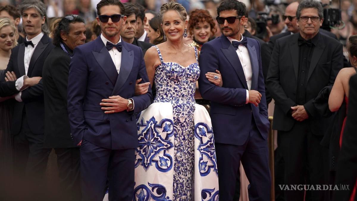 Mira cómo Sharon Stone asombra en la alfombra roja de Cannes, fotografías