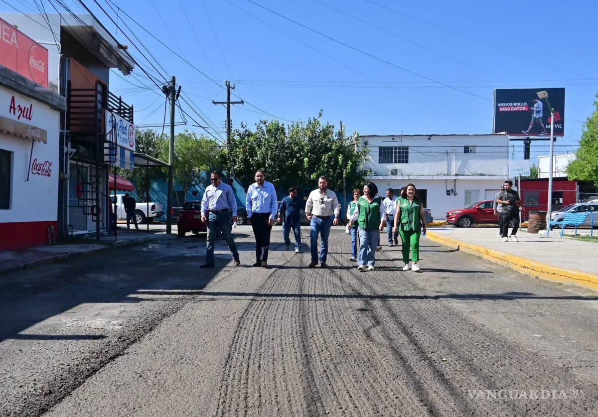 $!Autoridades municipales realizaron recorridos para supervisar el avance de las obras de infraestructura.