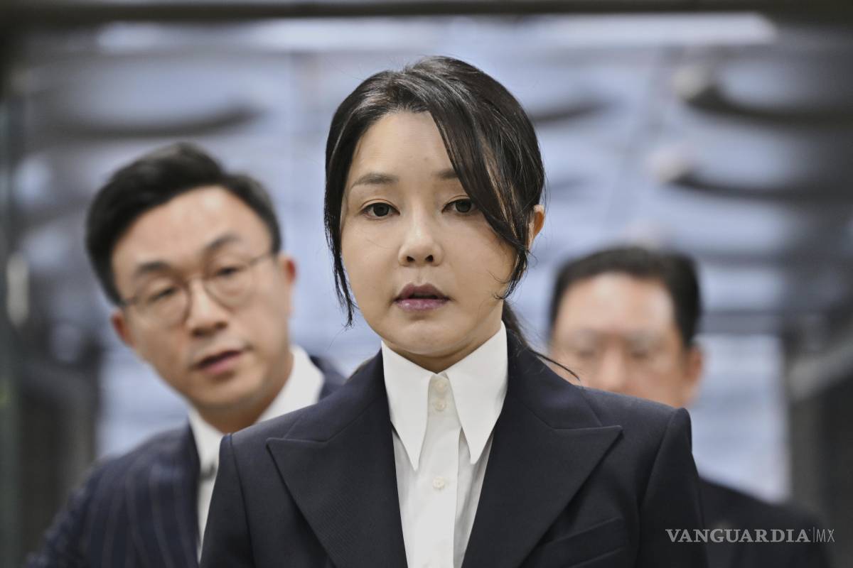 Ordenan arresto de Kim Keon Hee, esposa del expresidente Yoon Suk Yeol