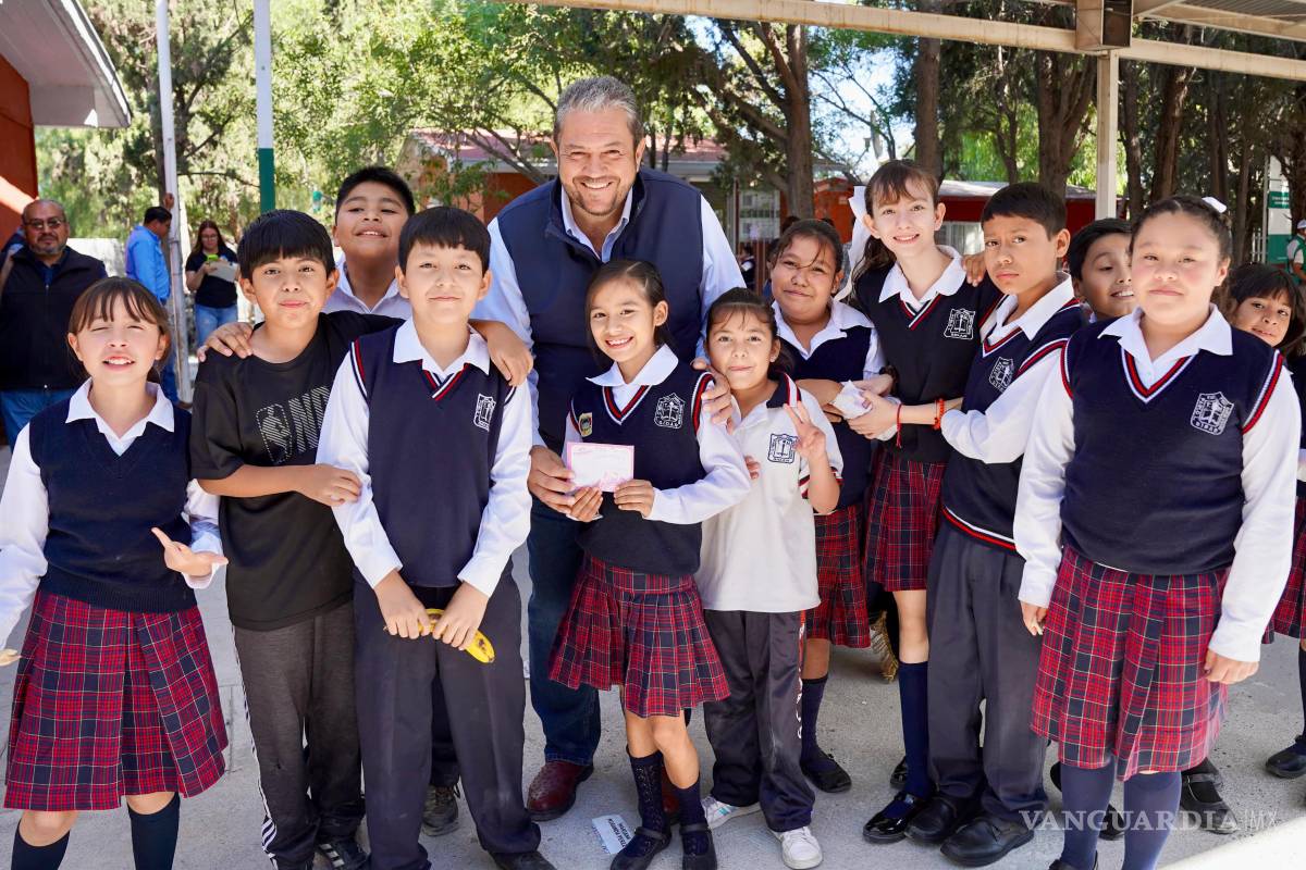 Lleva programa ‘En Tu Escuela Tú Eliges’ a más escuelas y estudiantes de Ramos Arizpe