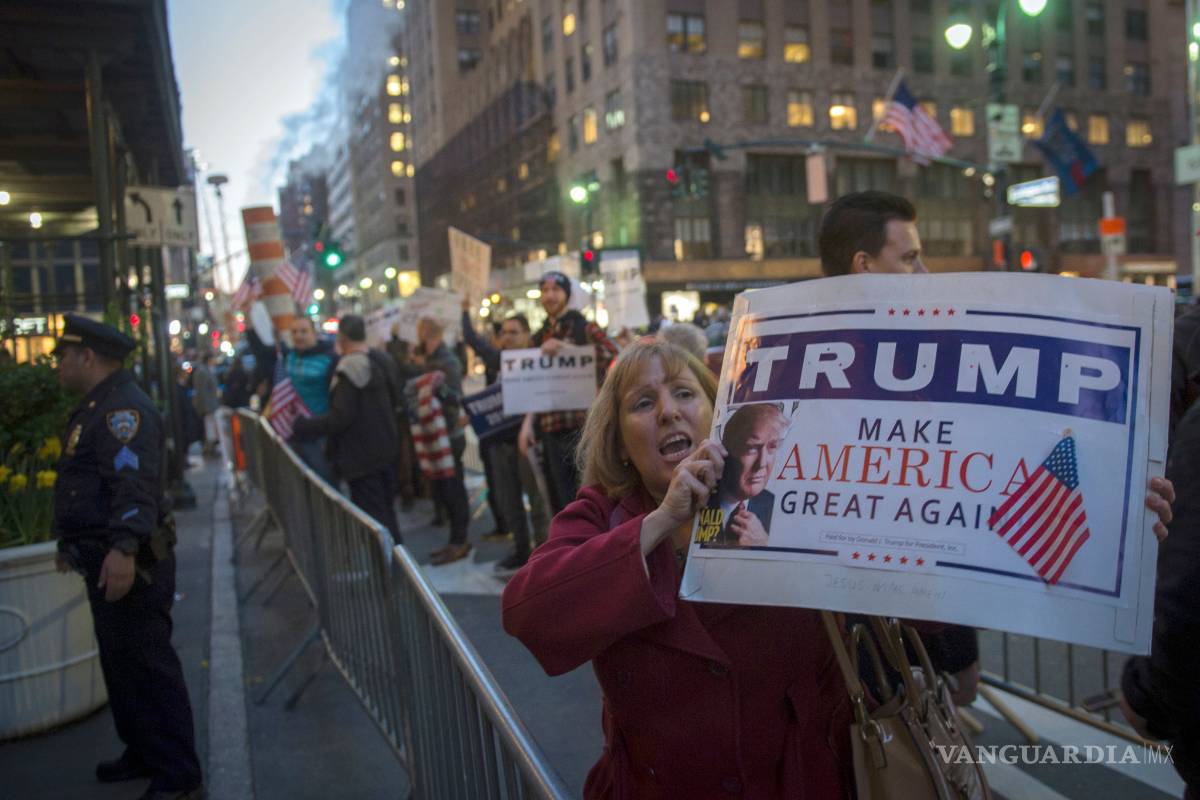 Nueva York recibe a Trump entre protestas