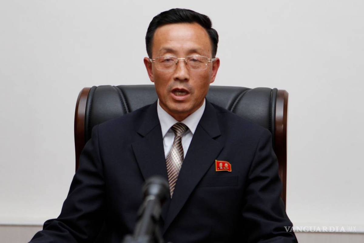 Norcorea quiere poner su bandera en la Luna