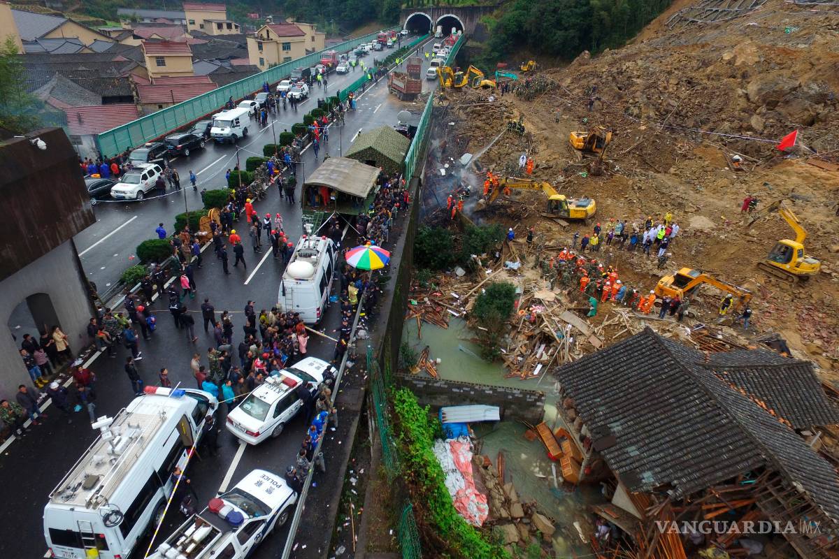 $!Alud en China deja al menos 21 muertos