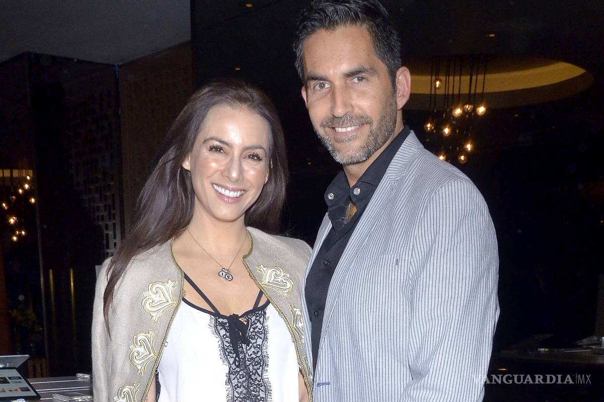 Claudia Lizaldi confirma que su esposo tiene una amante