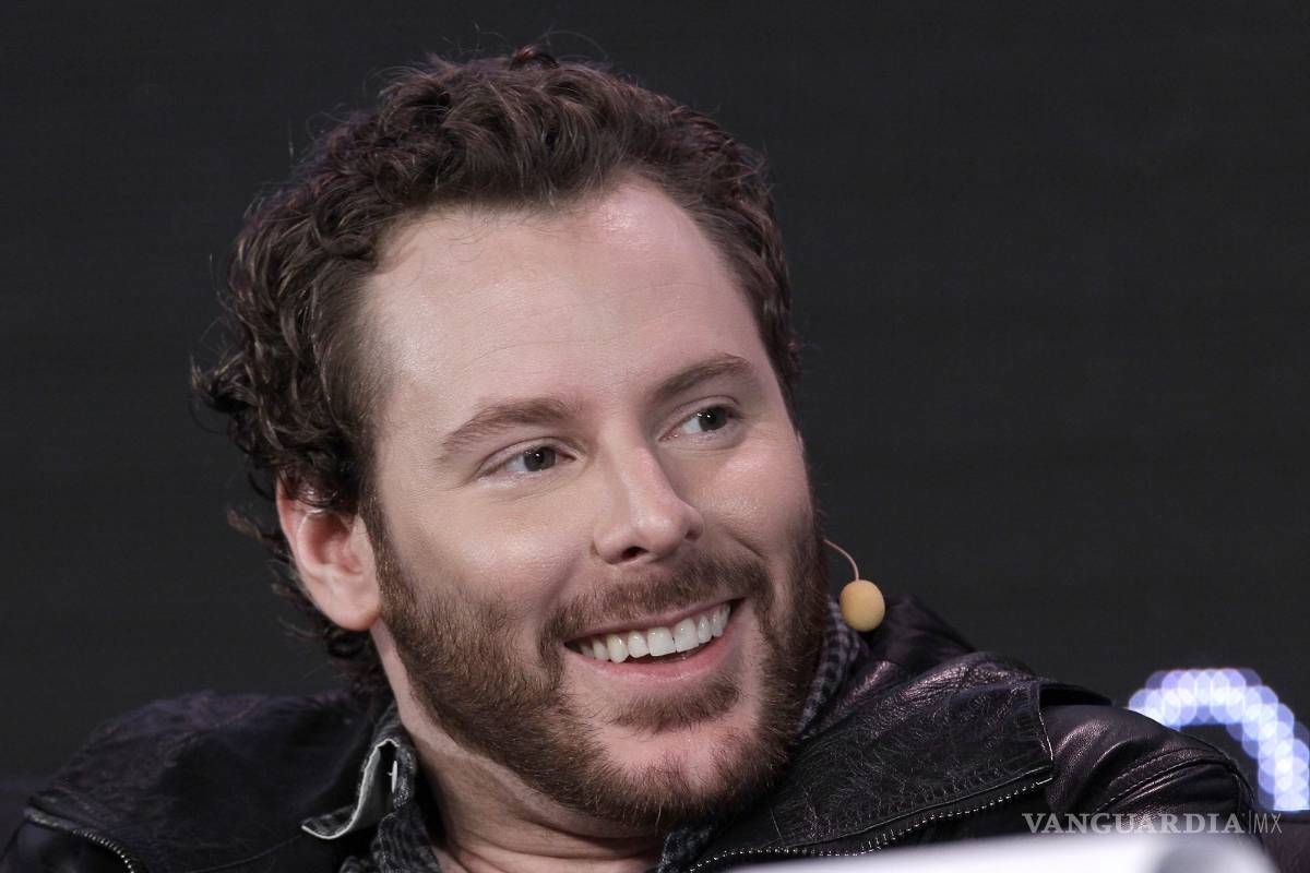 Advierte Sean Parker sobre las redes sociales