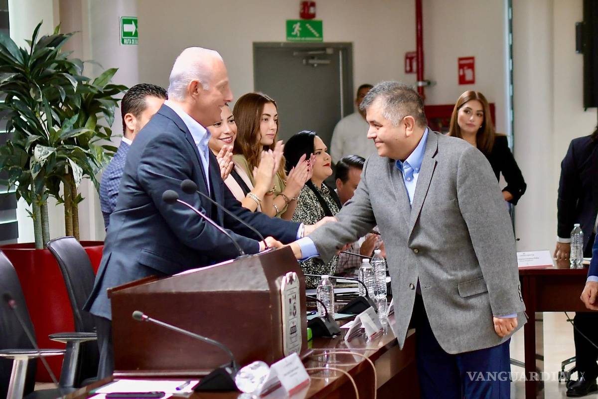 Lalo Olmos y su histórica desadaptación laboral