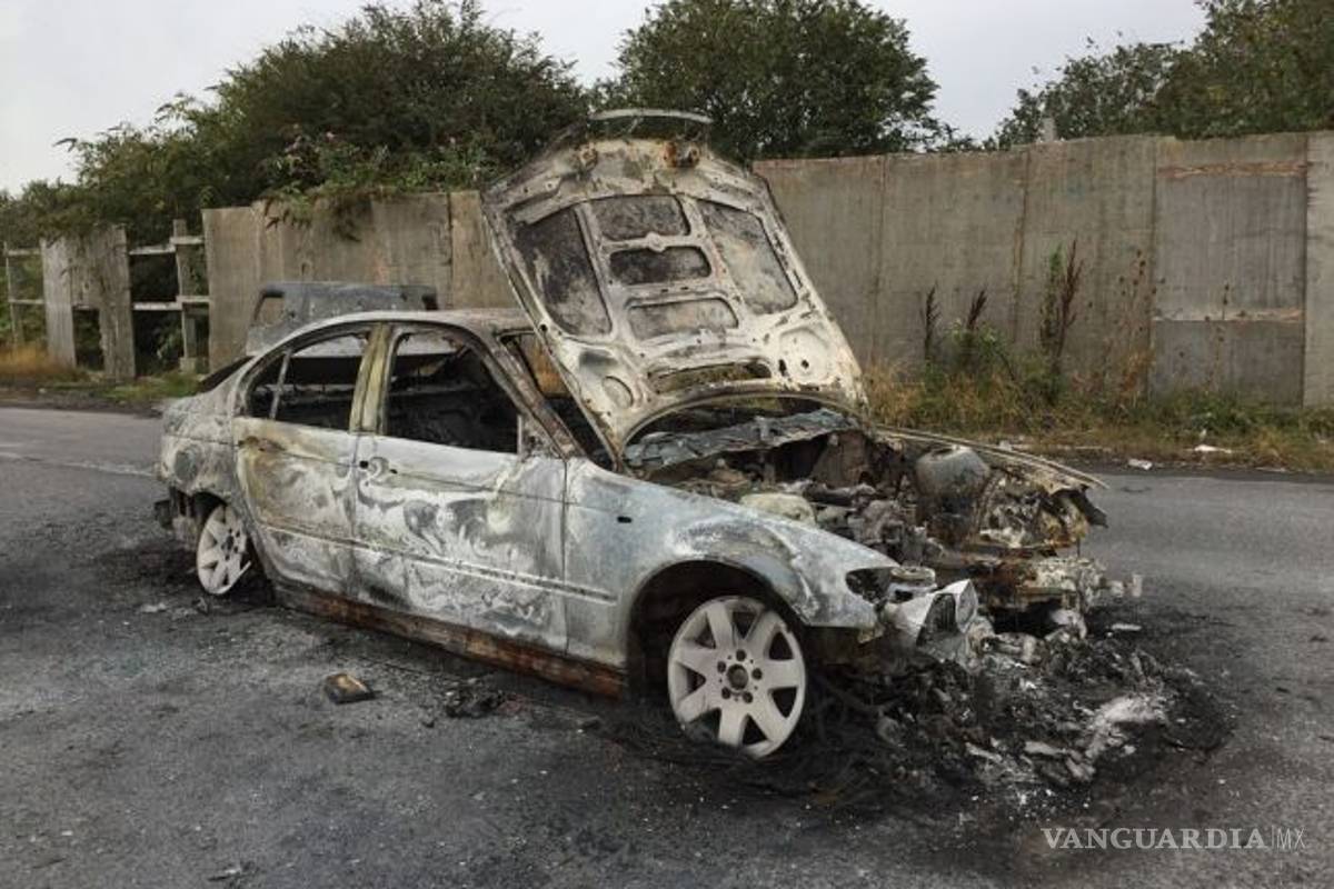 Mujer quemó vivo a un joven que dormía en un coche, pensando que era su novio