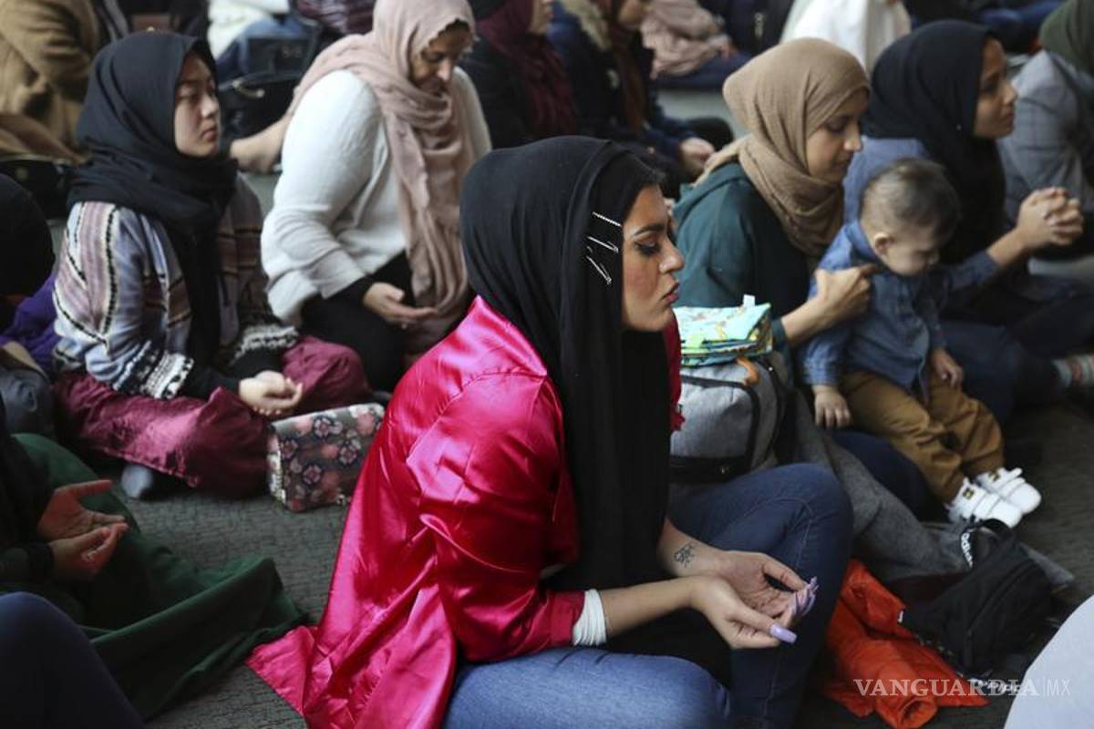 Juezas afganas buscan escapar de su país, son perseguidas por quienes apresaron