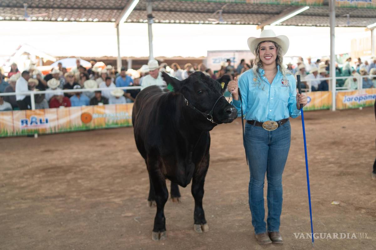 Sabinas lleva a cabo con éxito el Concurso del Becerro Gordo